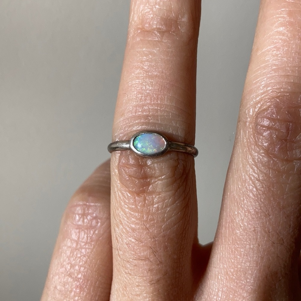 Genuine Opal Sterling Silver ring (5.5)
